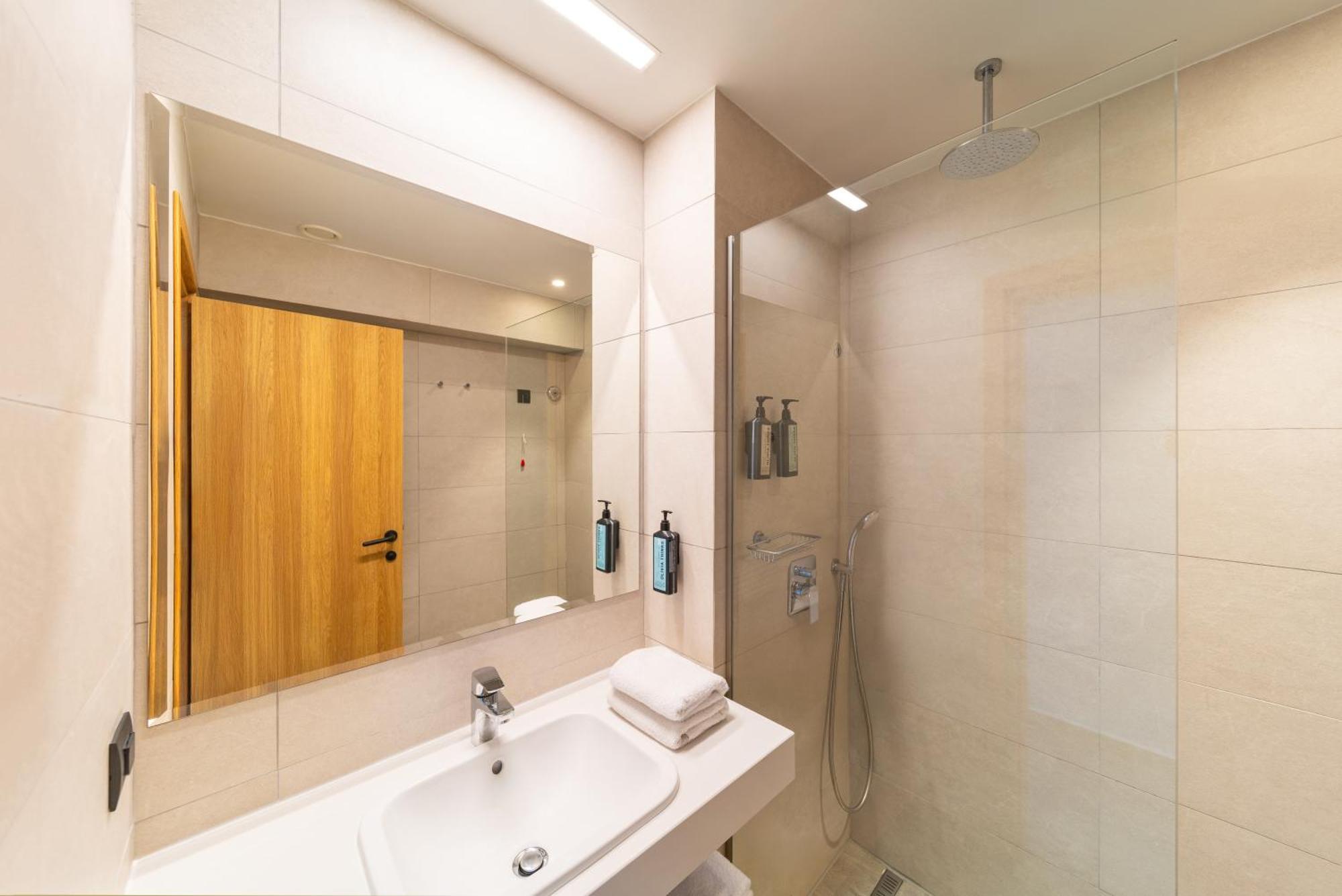 Aquarium View Hotel Rhodes City Екстериор снимка